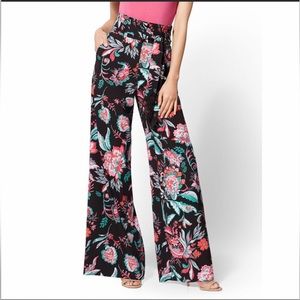 New York and Company Beautiful black palazzo pants